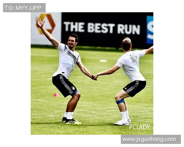 足球明星携手送祝福元旦快乐精彩视频回顾与期待